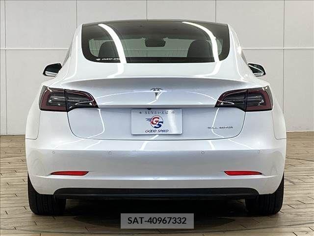Tesla MODEL 3 2020-09 287609-14