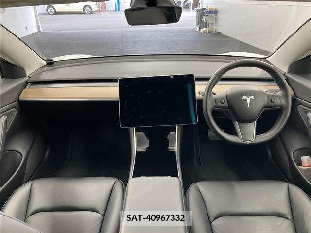 Tesla MODEL 3 2020-09 287609-2