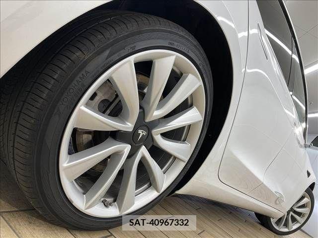 Tesla MODEL 3 2020-09 287609-19