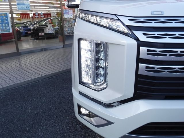 Mitsubishi DELICA D5 2020-03 181490-5