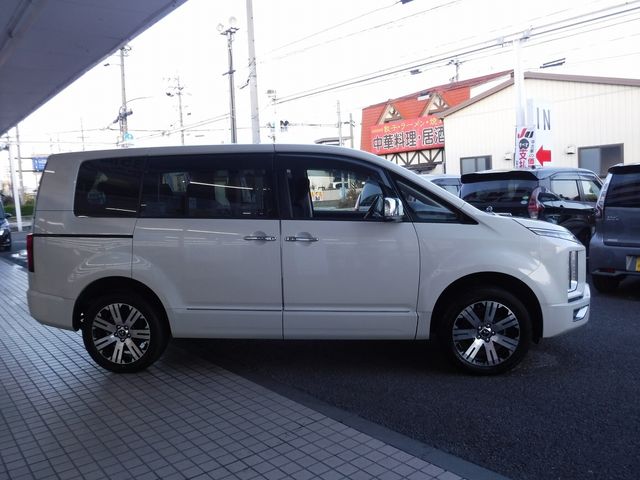Mitsubishi DELICA D5 2020-03 181490-3