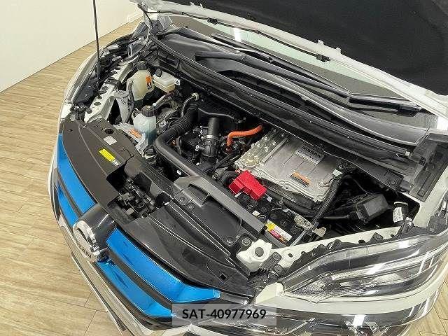 Nissan SERENA 2019-07 393858-17