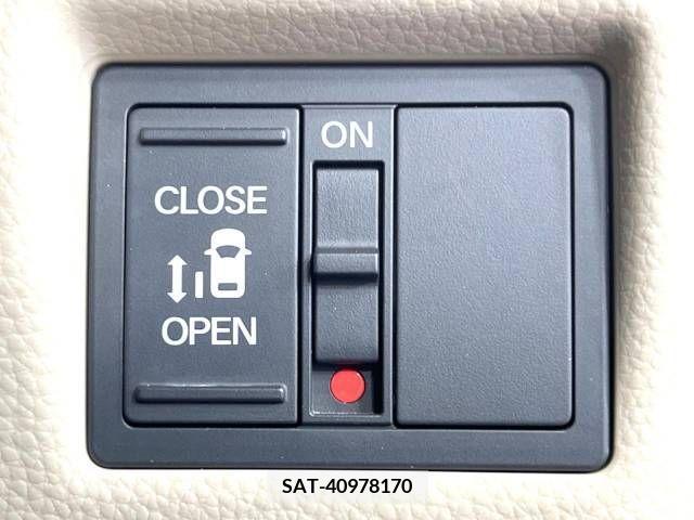 Honda N BOX 2019-06 278475-5