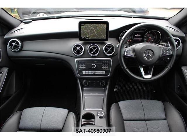 Mercedes Benz GLA-CLASS 2017-11 212728-6
