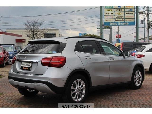 Mercedes Benz GLA-CLASS 2017-11 212728-2