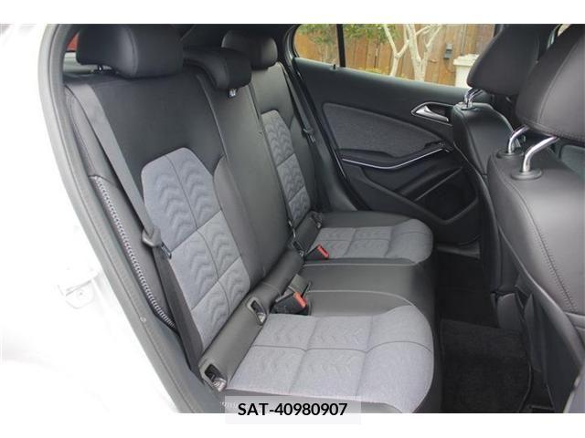 Mercedes Benz GLA-CLASS 2017-11 212728-14