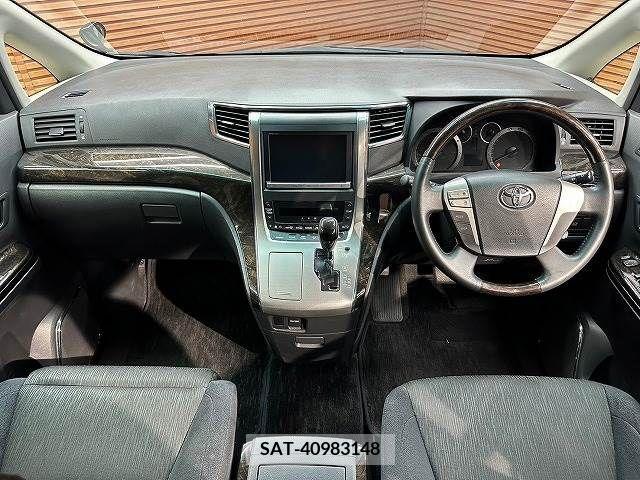 Toyota VELLFIRE 2014-03 338858-1