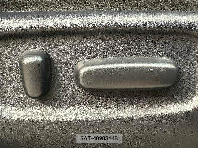 Toyota VELLFIRE 2014-03 338858-11