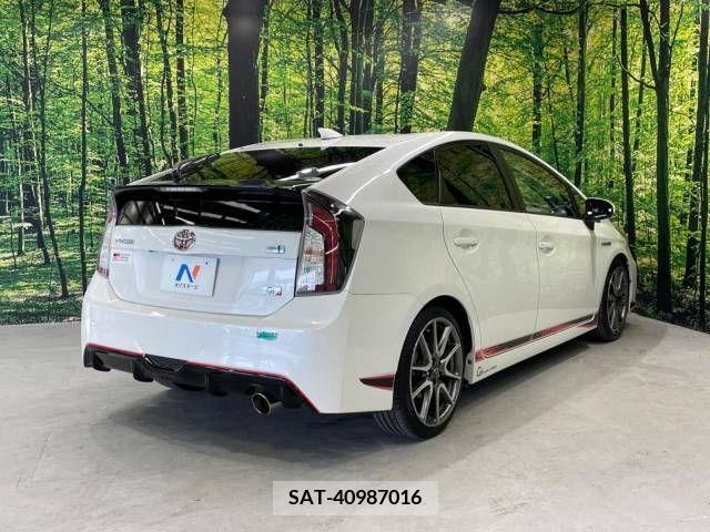 Toyota PRIUS 2012-03 393435-14