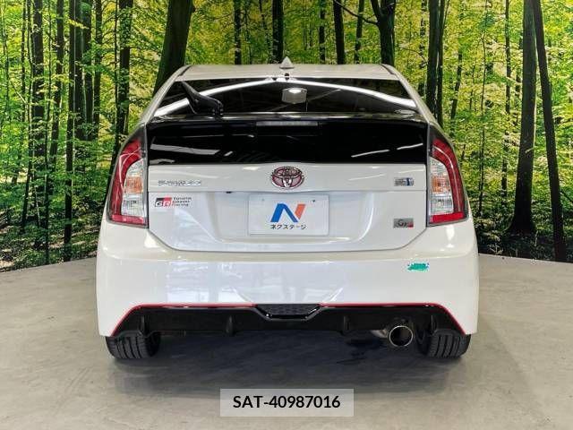 Toyota PRIUS 2012-03 393435-13