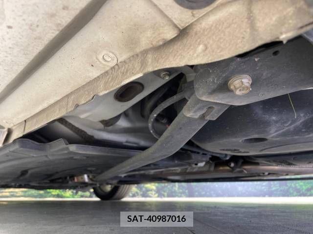 Toyota PRIUS 2012-03 393435-18