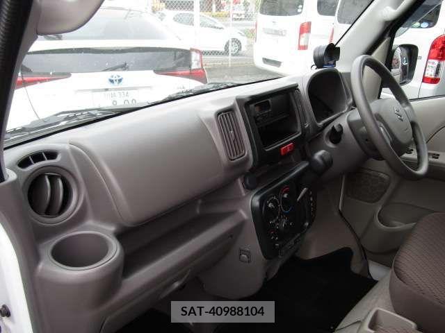 Suzuki EVERY 2022-05 268849-17