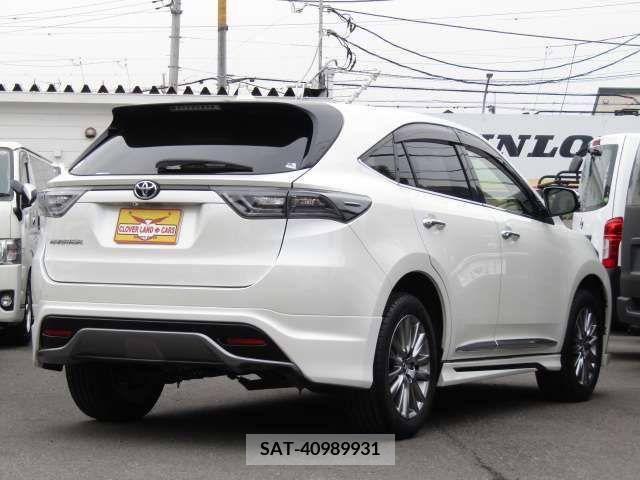Toyota HARRIER 2016-11 271169-3