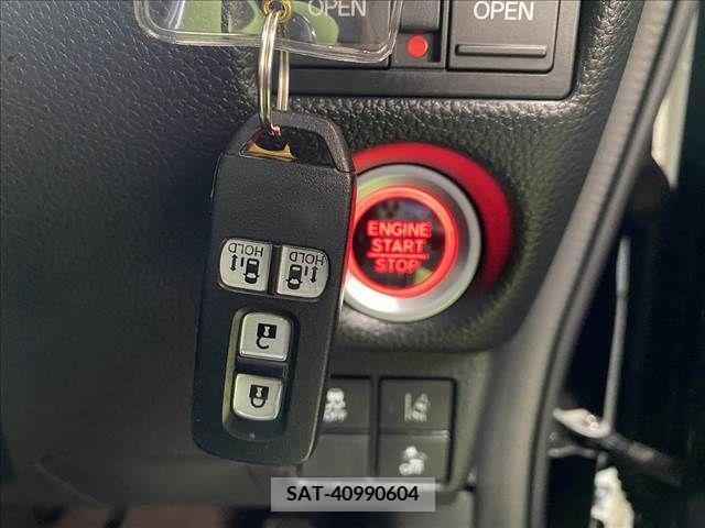 Honda N BOX CUSTOM 2017-11 208845-6