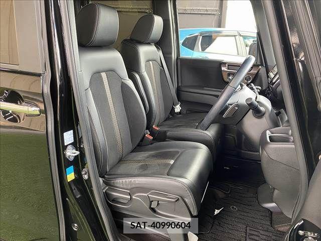 Honda N BOX CUSTOM 2017-11 208845-8