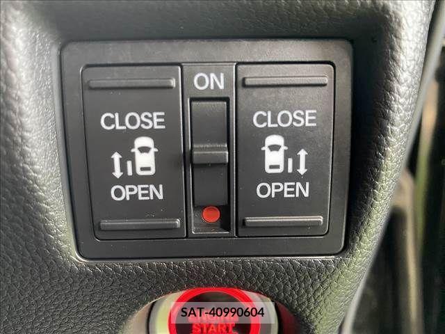 Honda N BOX CUSTOM 2017-11 208845-4
