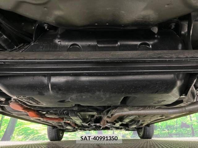 Toyota AQUA 2016-07 325928-19