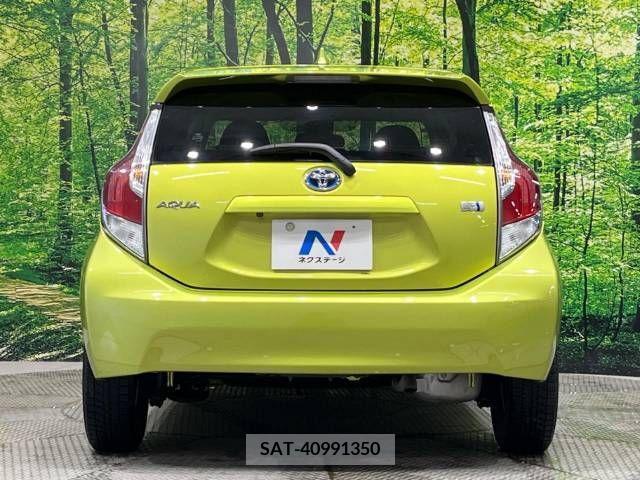 Toyota AQUA 2016-07 325928-15