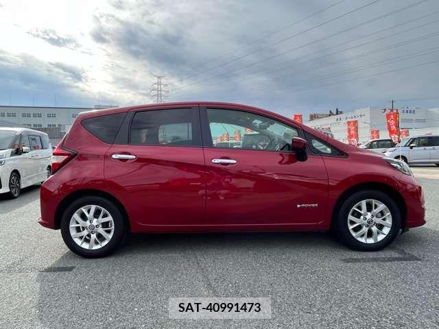 Nissan NOTE 2019-11 256038-3