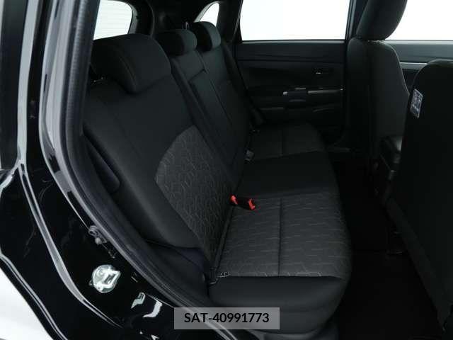 Mitsubishi RVR 2023-04 283874-6
