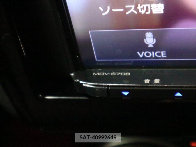 Suzuki SWIFT 2022-06 213812-17