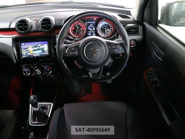 Suzuki SWIFT 2022-06 213812-9