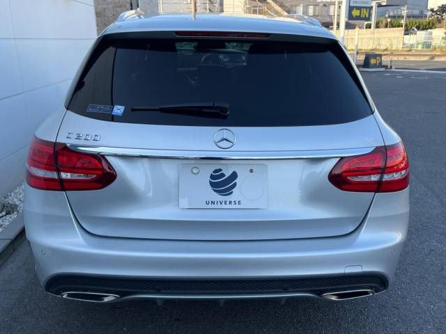 Mercedes Benz C-CLASS 2015-08 181797-16