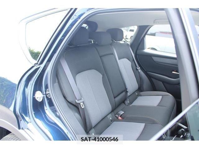 Mazda CX-60 2023-03 332463-12