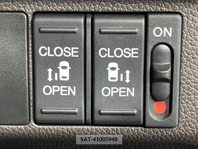 Honda FREED 2021-06 302972-7
