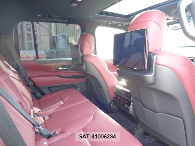 Lexus LX 2023-01 210174-6