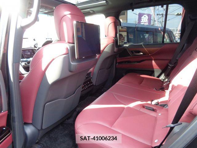 Lexus LX 2023-01 210174-5