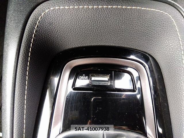 Toyota COROLLA SEDAN 2021-05 264764-7