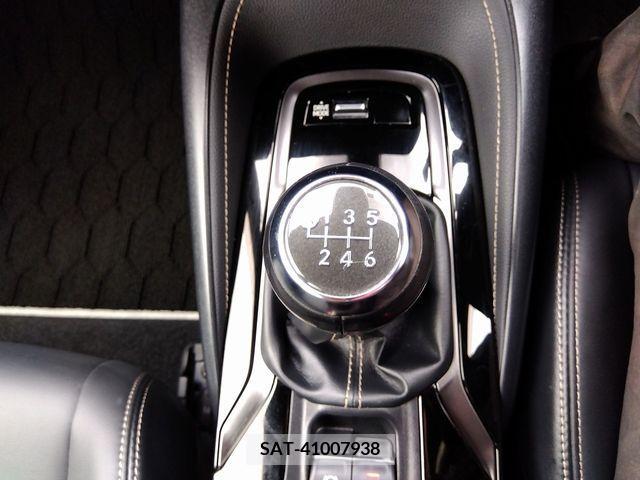 Toyota COROLLA SEDAN 2021-05 264764-8