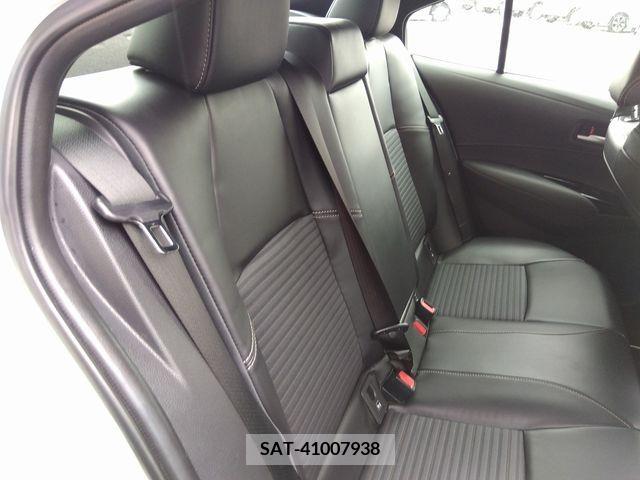 Toyota COROLLA SEDAN 2021-05 264764-18