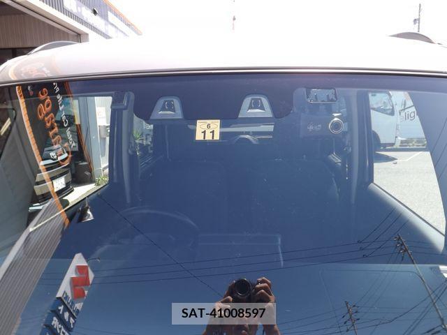 Suzuki SPACIA 2022-11 212418-19