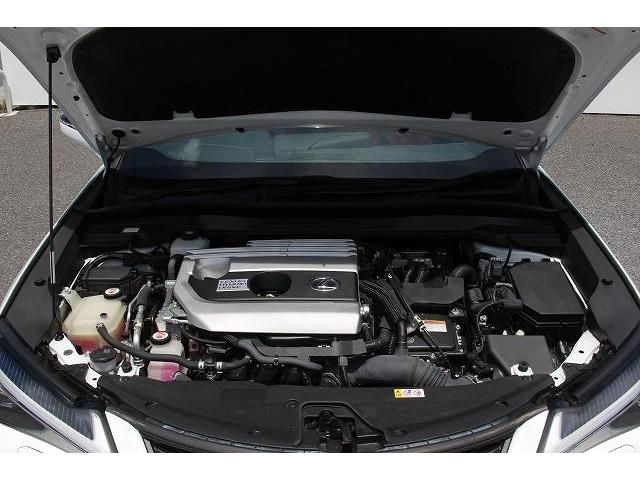 Lexus UX 2018-12 7635-18