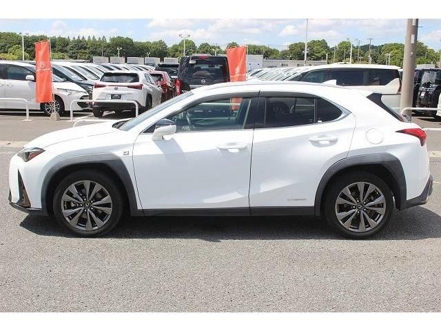 Lexus UX 2018-12 7635-8