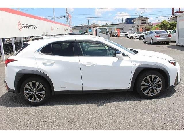 Lexus UX 2018-12 7635-10