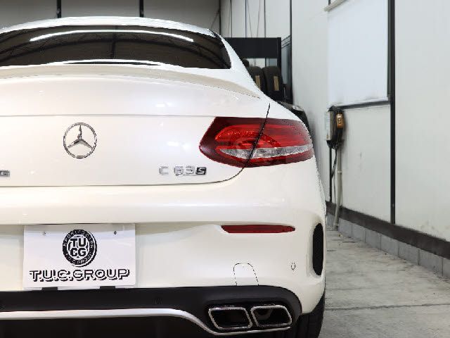 Amg C-CLASS 2017-01 25380-14
