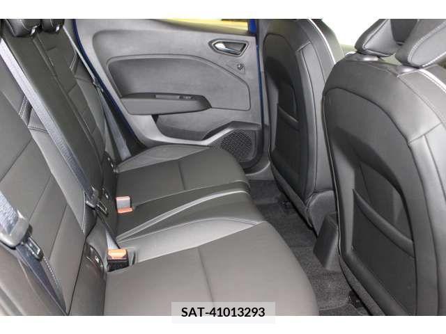 Renault LUTECIA 2021-03 210786-11