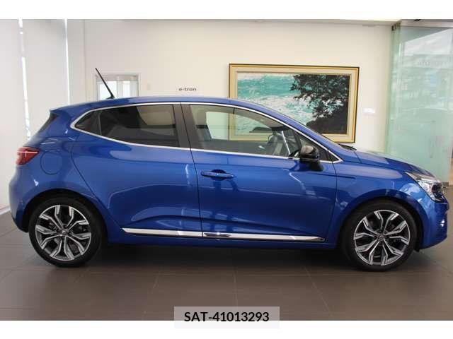 Renault LUTECIA 2021-03 210786-4