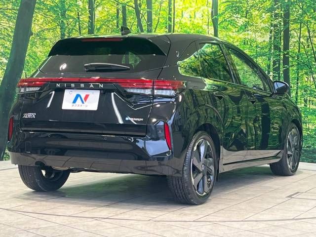 Nissan AURA 2023-06 194042-17