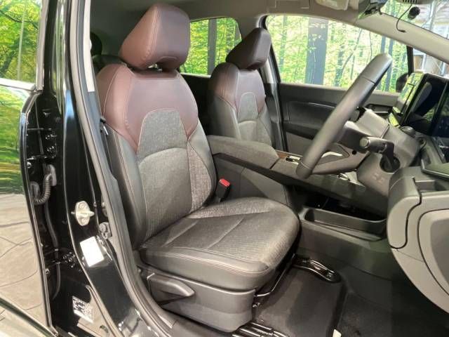 Nissan AURA 2023-06 194042-8