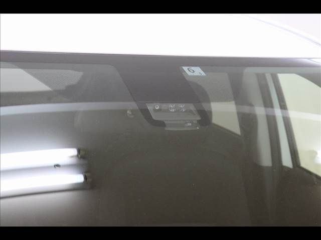 Toyota SIENTA 2020-06 21537-3