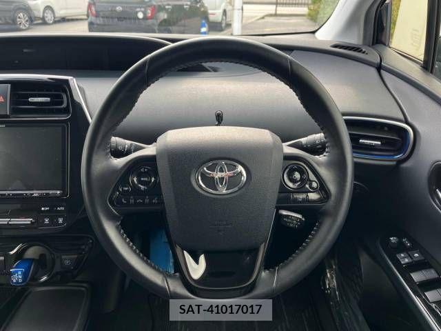 Toyota PRIUS 2021-01 247665-11