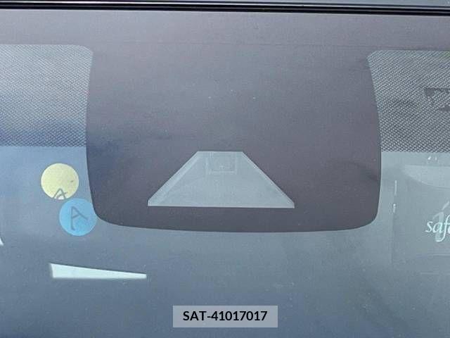 Toyota PRIUS 2021-01 247665-4