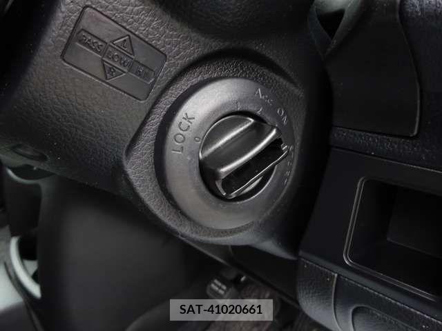 Nissan NOTE 2009-11 230459-15
