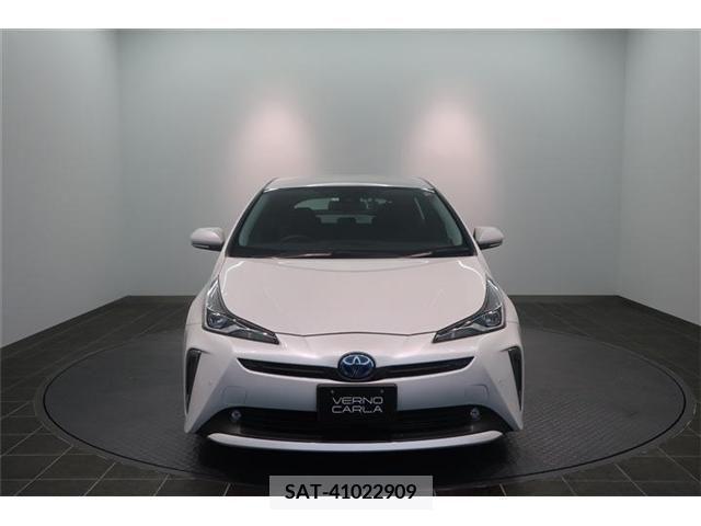 Toyota PRIUS 2022-07 322523-5
