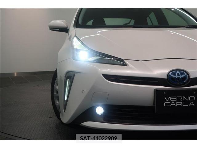 Toyota PRIUS 2022-07 322523-12