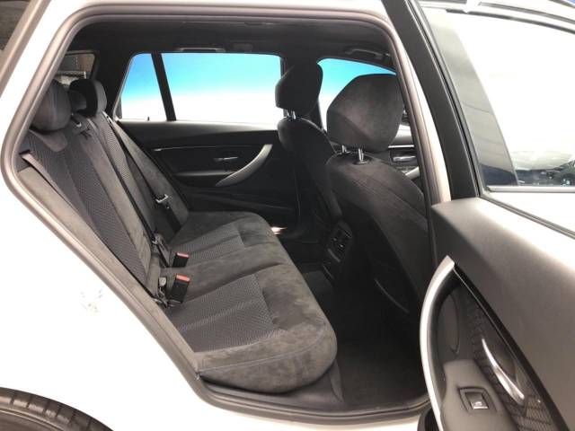 Bmw 3 SERIES 2016-11 17986-9